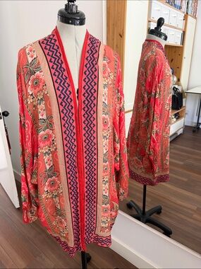 Blank London Floral Print Kimono One Size